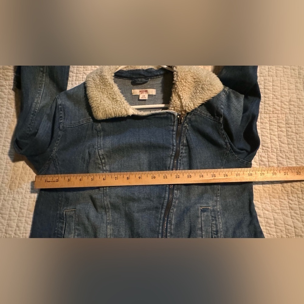 Mossimo Supply Co Women’s Denham Jean Jacket Slanted Zipper Faux Fur Sz L - Picture 7 of 8